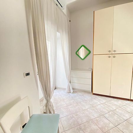 Euploia Apartment Ísquia Exterior foto